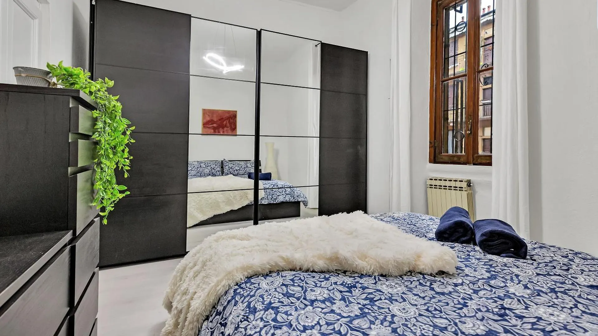 Charming And Large - 4 People - Fiera & Duomo Apartment Milan